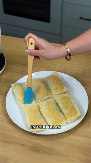 🥐🔥 Antojo detectado. Solución en minutos.