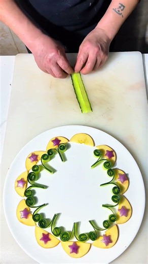 Plate decoration tutorial: vegetable creative plating techniques