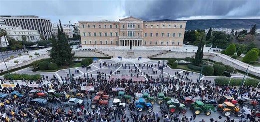 Farmers with tractors and supporters at the big Athens protest rally (videos)