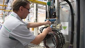 [Power] Have a look inside our Olomouc factory in Czech Republic! This state-of-the-art facility is our biggest alternator factory in Europe. It is equipped with the latest technologies & tools for production automation and quality control, and has the capability to produce over 200 machines per day! | Nidec Leroy-Somer - english