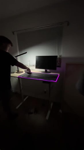 HOW is this huge mouse pad with 2 wireless chargers so cheap right now?? #mousepad #gamingmousepad #ledmousepad