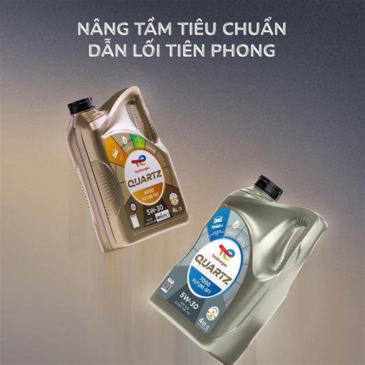 ‼️MỚI MỚI MỚI TotalEnergies giới thiệu bộ đôi Quartz 7000 và Quartz 9000 với chất lượng nhớt đạt chuẩn API SQ / ILSAC GF-7A lần đầu tiên có mặt tại Việt Nam 💪 Với hàng loạt cải tiến vượt trội: ✅ Tăng cường bảo vệ LSPI - giảm nguy cơ hư hại trên động cơ thế hệ mới. ✅ Giữ pít-tông sạch hơn, hạn chế đóng cặn lên đến 9,5% so với thế hệ trước. ✅ Chống mài mòn mạnh mẽ hơn, kéo dài tuổi thọ động cơ. ✅ Tiết kiệm nhiên liệu tối ưu, giảm chi phí vận hành. ✅ Tăng 33% khả năng bơm dầu ở nhiệt độ thấp ổn đị