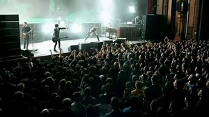 Green Day - American Idiot
