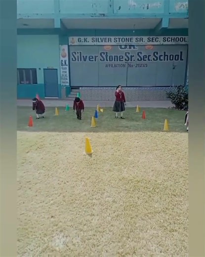  Cone Balance Race Activity! 李 Our little champs had a great time balancing cones and enjoying a fun exercise session! ‍♂️‍♀️ It was a joyful blend of fitness, laughter, and teamwork!  #ConeBalanceRace #ActiveKids #FunWithFitness #JoyfulLearning #HealthyHabits #TinyTots #GKSSSS | G.K Silver Stone Senior Secondary School | Facebook
