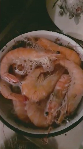 Сколько по времени варить креветки? How long does it take to cook shrimp?