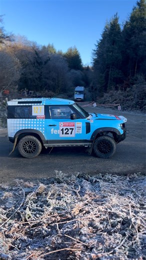 Bowler Defender 90, giving the forestry plenty 🌲💨 #ralio #rally #rallying #motorsport #wales