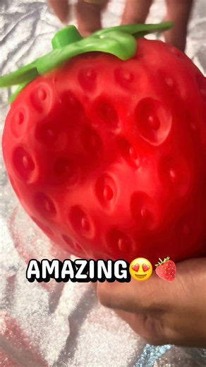 🍓 This Strawberry Squishy Is HUGE 😭🍓