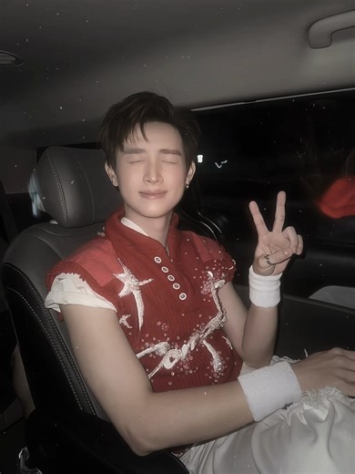 : dặm bùa ki bông một tí nhé #CONGB #DanielDiary #CONGBDAY #ANHTRAISAYHI #xh