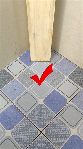 Another way to cut ceramic tiles!! The results are more precise but the process takes a little longer.#ceramics #diy #craft #tipsandtricks #viralvideos