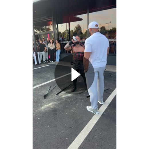 13.3K likes, 60 comments, and 226 shares | Man Performs Fire Breathing Stunt in Front of Crowd | Ⓜ️🅰️SSℹ️〽️🅾️ 95200 (@massimo-95200) | Posted May 7, 2026 | Spotlight