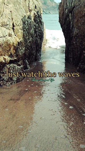 When Nature Gives You Real Peace 🌊 #shorts #youtubeshorts #nature