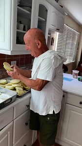 14K views · 265 reactions | Italians Eat Better! Here's why: Its Fast cooking! A great summer combination of incredible flavors. Whether you're a beginner or an experienced cook; the resources provided in my content offer valuable Italian cooking tips and techniques to help you improve your skills. "Cooking is your expression " #tasty #summer #fun #pasta #lunch #napoli #abruzzo #jerseyshore | Chef Dennis Sammarone | Facebook