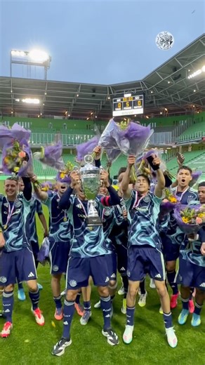 Ajax Under-17s: Cup winners 🏆