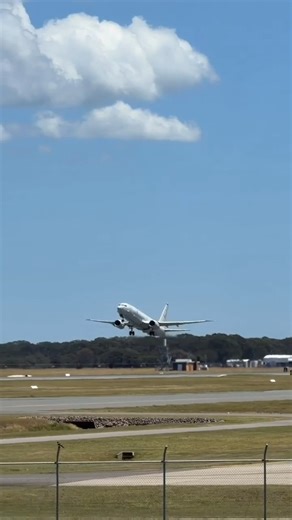 RAAF Boeing P-8A Poseidon departure 6 November 2025 #aviationlovers #aviationgeek #CANONRF200800 #fighterworld #williamtownplanespotting #planespotting #canonr7 | Williamtown Plane Spotting