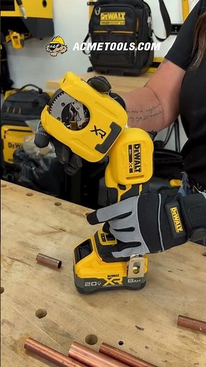 DEWALT's (DCE154E1) Copper Tubing Cutter: Features & Performance
