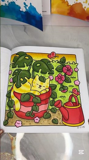 Cozy colouring with a palette book