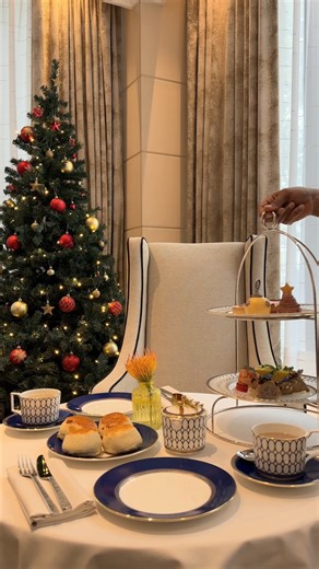 Our celebrated Golden Afternoon Tea has been reimagined for the festive season, showcasing a delectable array of finely-crafted sweet delicacies and savoury delights hailing from noble menus of past and present... of course, with a sprinkle of festive merriment. Join us from December 1st, everyday from 1pm-5pm in The Wellington Lounge for a Christmas treat to remember. | InterContinental London Park Lane