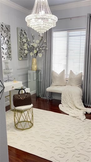 Glam Beauty Room ✨ . . . . . #atouchofglam #glambeautyroom #glamroom #glamroomcheck #glamroomdecor #viral #xyzbca #fypシ #glamhomedecorideas #beautyroominspo #glamonglam