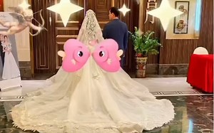 新婚现场！美丽新娘闪亮登场！