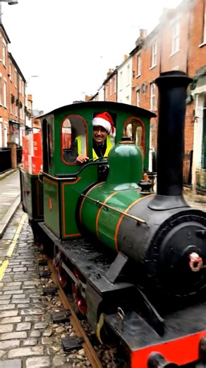 Steam powered Parcel Force delivery engines #steamengines #christmasdelivery #Parcelforce | Heritage Railways