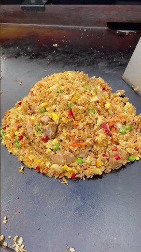 How I Make (and doctor) Trader Joe's Fried Rice on the Blackstone #deliciousrecipes #traderjoes