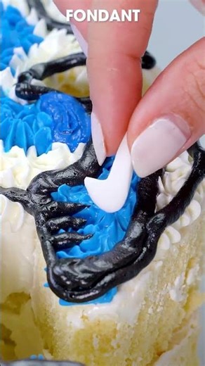 Buttercream Character Cake Transformation 🎂🔥 #shorts #cakeart #dessert