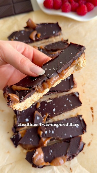 Healthier ”TWIX” Bars😍 Recipe in the description! #healthydessert #easyrecipes #glutenfree