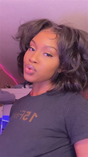 𝐉𝐚𝐥𝐲𝐤𝐚 on Instagram: "“WATCH DIS!” 🤣😭 • “Action, not a bag of mouth.” Did y’all know the lyrics or is this your first time hearing them actually articulated? I LOVE this song because of the lyrics. This song is intelligently written at a time when rough sex was all that was being had. There was no thought for women’s pleasure. And it’s so catchy and popular that you don’t realize the message is so important 😭 “Hardcore loving man you must be insane, woman don’t want no man to make she f