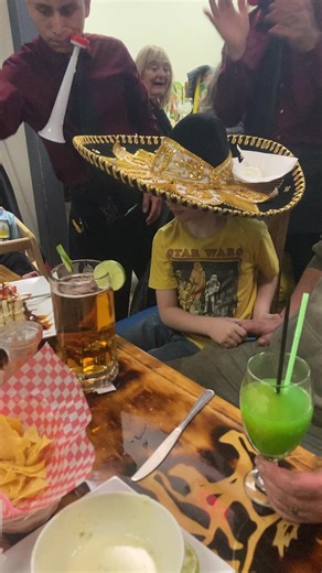 #viral #feliz #happy #fyp #Iowa .!🎈🎂🎊🥳🎉🤡 | happy