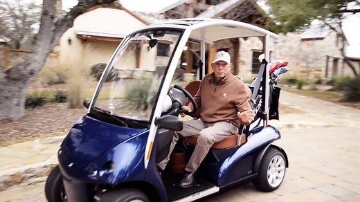 Let's go play some golf. 🏌️ Garia Tapatio Springs Hill Country Resort | George Strait
