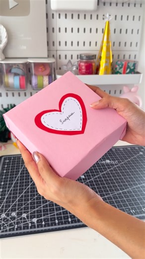 𝐂𝐮𝐝𝐝𝐥𝐞 𝐜𝐥𝐨𝐮𝐝 on Instagram: "ഒരു സൂത്രം കാണിച്ച് തരട്ടെ😍 . . . Follow for more🎀 #explore #diy #craft #fyp"