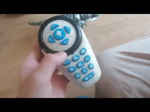 Robosapien vs roboraptor