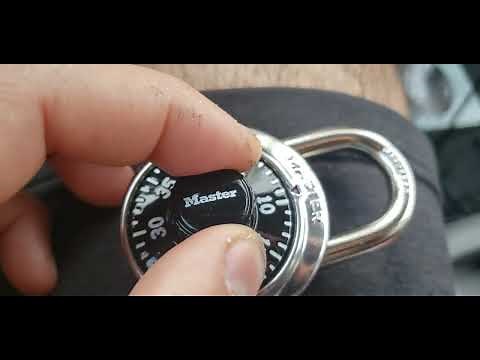Cómo usar candado Master Lock de combinación modelo 1500D