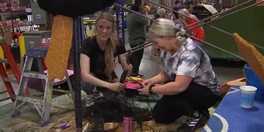 On the Go: Grand Floral Parade float preparations