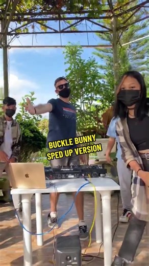 Buckle Bunny Speed Meme - Fastest Version Ever