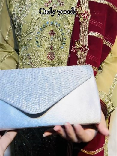 Explore Our Trendy Bag Collection at Affordable Prices