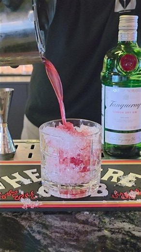 Bramble #cocktail #drinkrecipes #cocktailrecipe