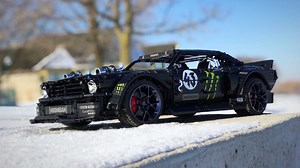 Hoonicorn Mustang: Lego y Technic le dan vida (vídeo)