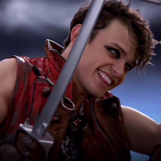 Descendants Harry Hook Edit | Ember Challenge with Audrey - Descendants 4