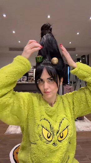209K views · 4.8K reactions | Respuesta a peinado navideño 殺 #elgrinch #thegrinch #navidad #peinado #tutorial #navidadentiktok | Carolina Rincon Figueroa | Facebook