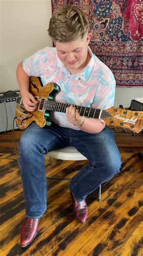 @haught guitars sessions Part1#fyp#foryou#guitar#alexmiller#country#countrymusic#viral#part#kentucky#sing#piano#bass