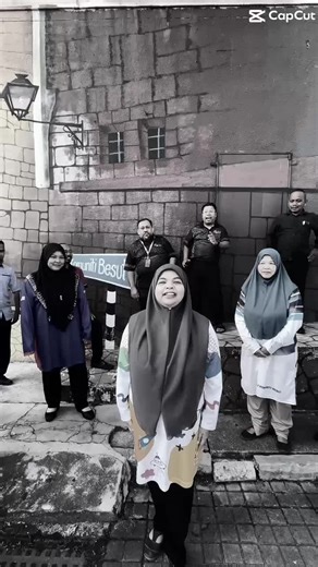 Riang Ria Sebelum Balik Raya Kolej Komuniti Besut! #moodraya #kolejkomunitibesut #polycc #kkbest