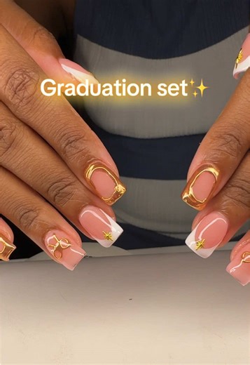 Stunning Graduation Nail Ideas for Your Special Day