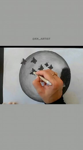 Drawing Ideas in Circles: Pencil Artwork Inspiration