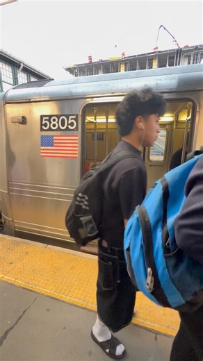 R46 #5805 door chime