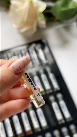 Jump in to the magic sea of excellent perfumes of Essens with me...