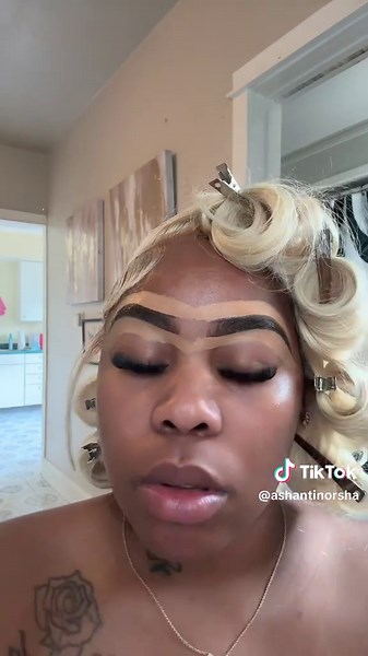 Mini Makeup Tutorial for a Perfect Date Night