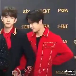 จินยองเกิดมาเพื่อดูแลคนอื่นจริงๆ ยิ่งถ้าอยู่กับเมมเบอร์ไม่ต้องเป็นห่วงเลย จินยองดูแลหมดแบบเป็นเรื่องปกติด้วยซ้ำ🫠💚