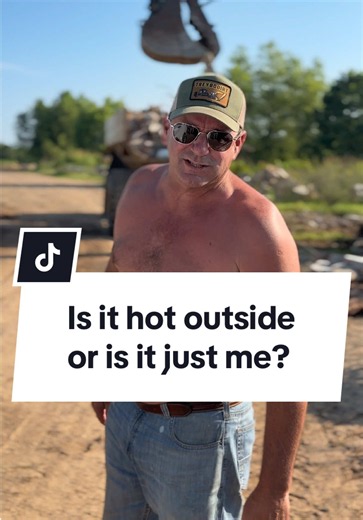 Going shirtless the rest of the day! Hydraulic Fluid got all over me so everyone gets to enjoy the show. #construction #heavyequipment #sharpdressesman #style #style