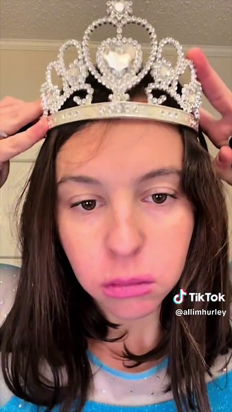 Singing 'Let It Go' from Frozen for Kids